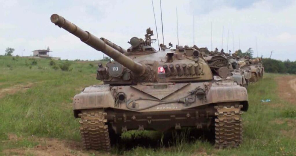 Không được bù đắp tương xứng, Slovakia chưa chuyển xe tăng cho Ukraine