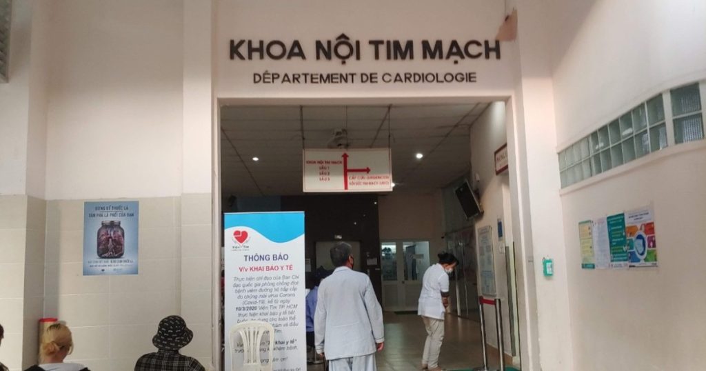 Viện Tim TPHCM ngừng nhận máu hiến sau lùm xùm "hút máu" tình nguyện viên