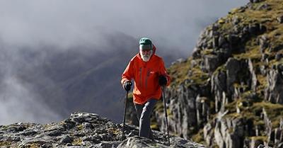 Lý do đặc biệt sau hành trình chinh phục hơn 200 ngọn núi của cụ ông 81 tuổi