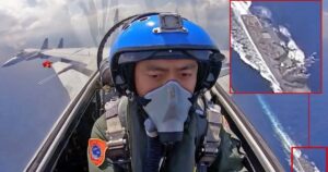 Trung Quốc đăng video đội tiêm kích bay qua đầu chiến hạm Mỹ