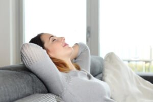 Những cách giúp bạn cảm thấy thư giãn tại nhà