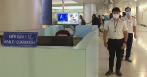 Đoàn kiểm tra Bộ Y tế: Sân bay Tân Sơn Nhất rất thiếu dung dịch khử khuẩn