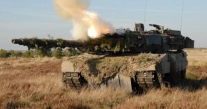 Vì sao Ukraine sản xuất xe tăng Leopard phiên bản "hàng nhái"?