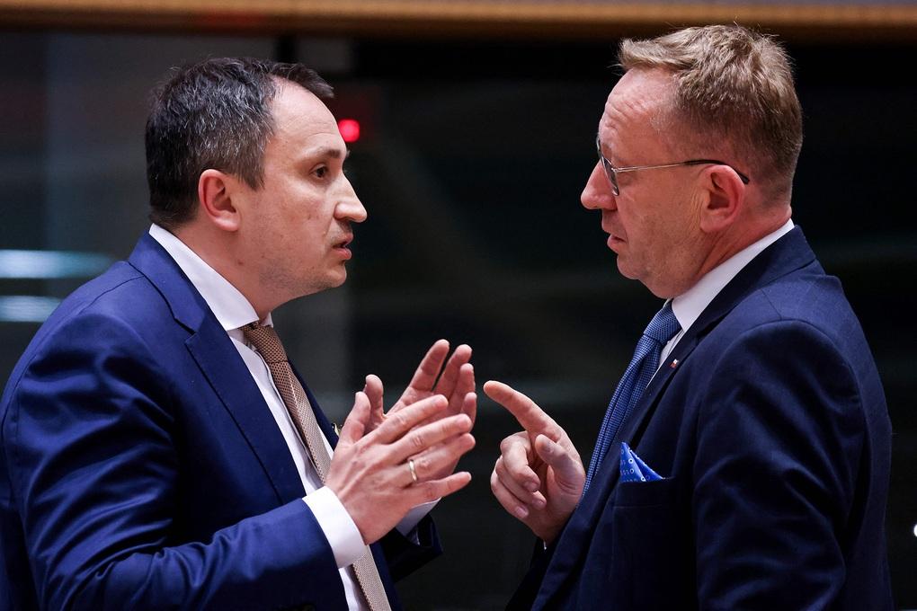 Bộ trưởng Séc cảnh báo hậu quả khi Ba Lan và Ukraine ăn miếng, trả miếng - 1