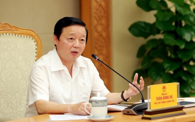Phó Thủ tướng Trần Hồng Hà phát biểu chỉ đạo cuộc họp