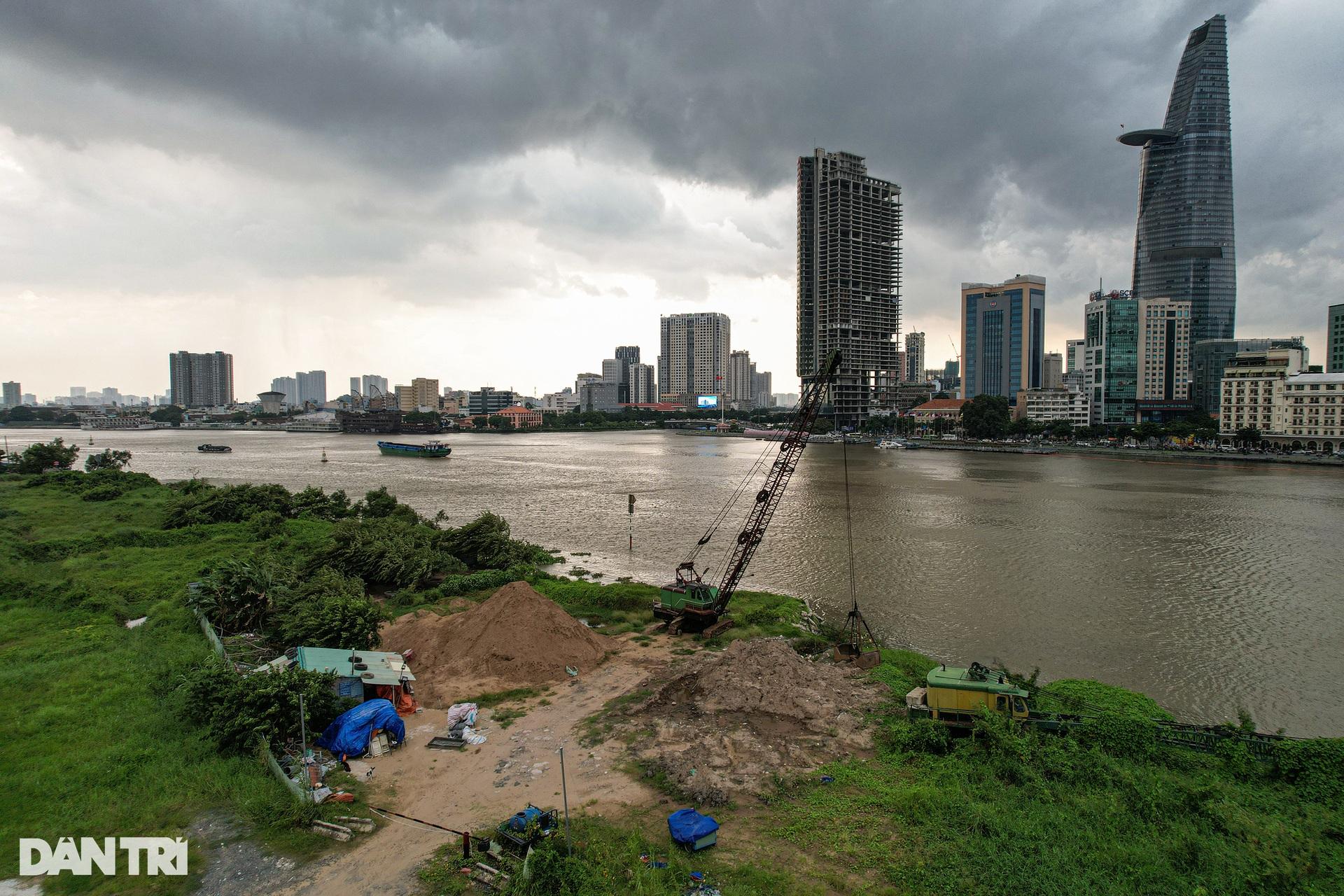 Hơn 800m bờ sông Sài Gòn phía Thủ Thiêm trước khi được cải tạo, lắp đèn LED - 11