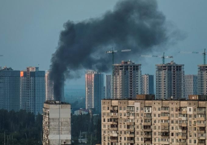 Phòng không Ukraine đẩy lùi màn tập kích của Nga vào Kiev