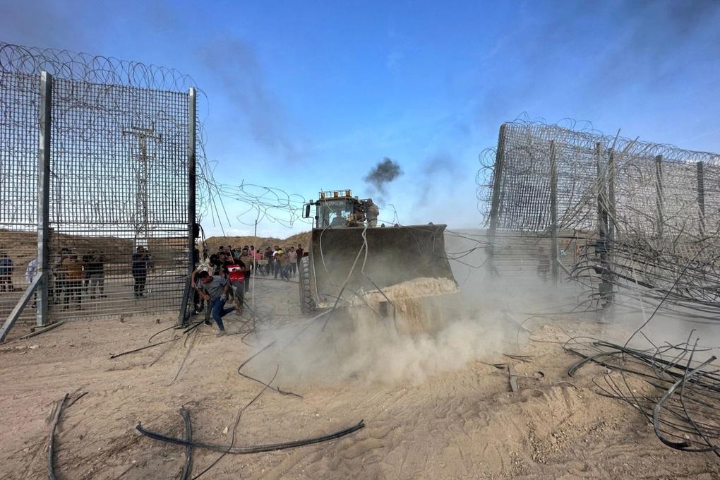 Cách Hamas xuyên thủng bức tường thép ở biên giới Israel - 1