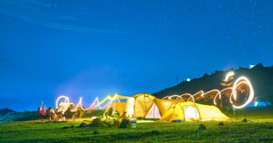 Cao nguyên xanh hút khách tới cắm trại, săn mây, ngắm sao đêm ở Bắc Giang