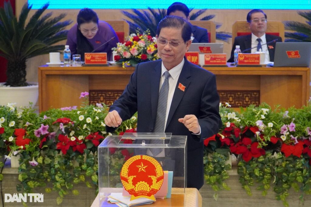 Khánh Hòa công bố kết quả lấy phiếu tín nhiệm 26 lãnh đạo