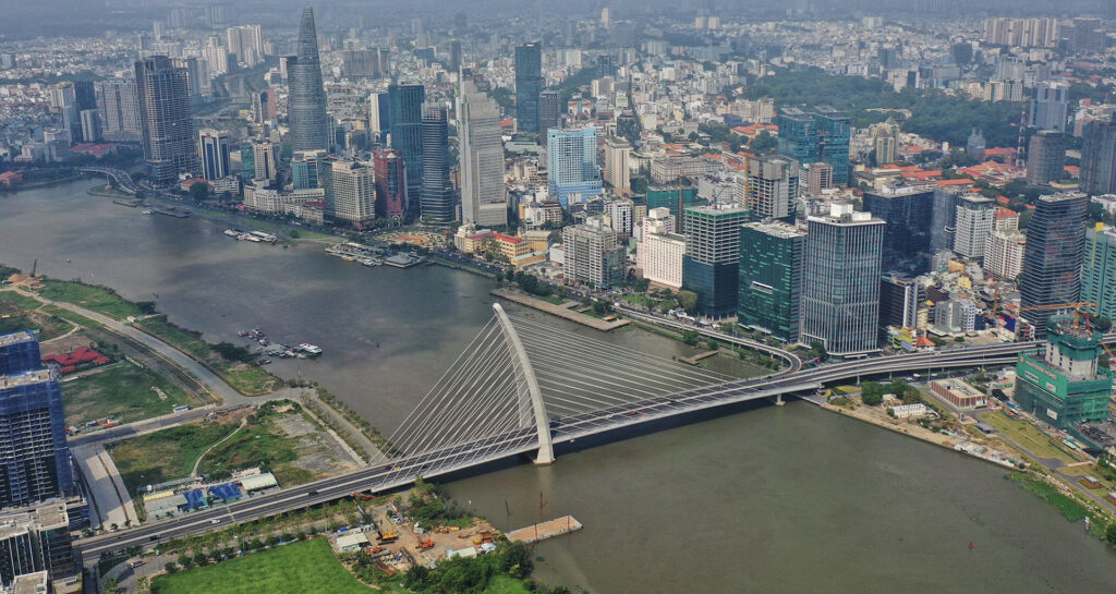Sông Sài Gòn chuyển mình vươn xa